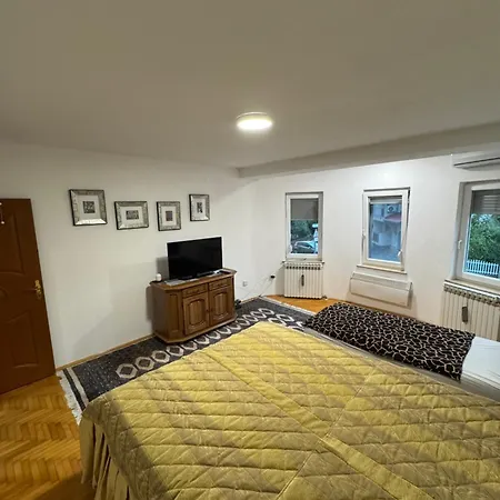 Fumeda - Grand * Saraybosna